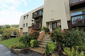 27243 Westown Blvd, Westlake, OH 44145