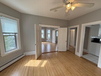 29 Trull St Unit 2, Somerville, MA 02145