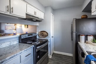 1760 Chancery St, Memphis, TN 38116