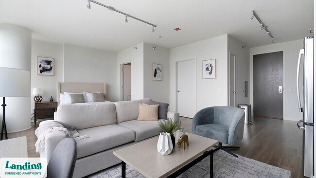 347 W Chestnut St unit 2504, Chicago, IL 60610 - photo 3