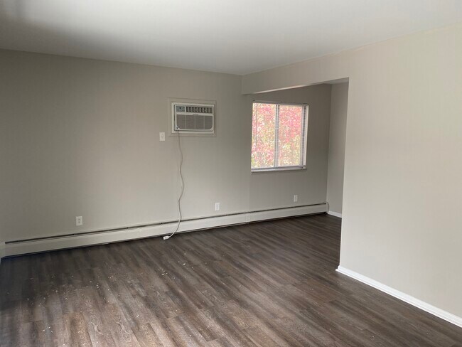 229 Collingwood Dr unit 4, Ann Arbor, MI 48103 - photo 5