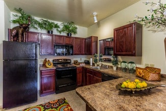 959 Links Dr, Jonesboro, AR 72404