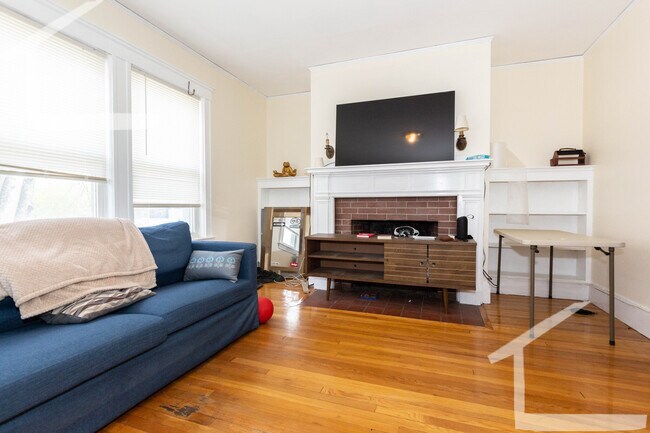 128 Washington St unit 2, Brighton, MA 02135 - photo 6