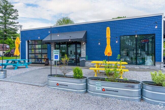 Arline’s Filling Station in Alburgh Town is a cafe serving deli sandwiches, baked goods and ice cream.