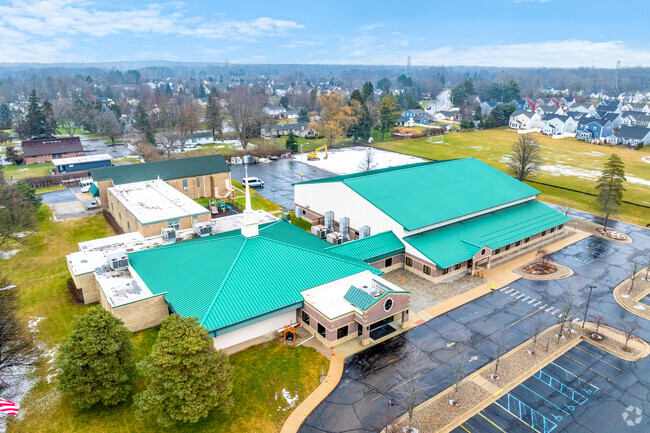 Wixom Christian School offers students a dynamic learning environment.