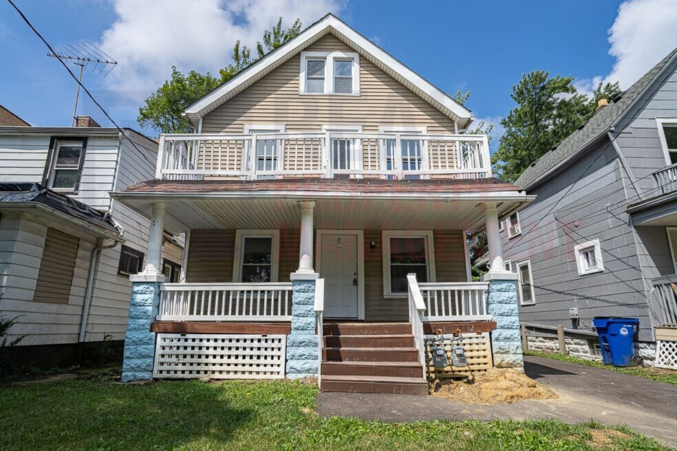 2040 W 103rd St unit Upper Unit, Cleveland, OH 44102 - photo 1