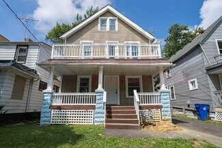 2040 W 103rd St Unit Upper Unit, Cleveland, OH 44102