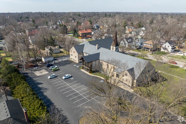 Apogee School for the Gifted is a good place to learn.