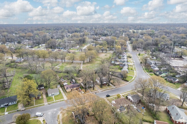 Residential streets in Binghampton offer a variety of homes.