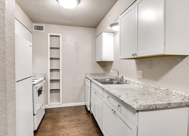 Oakwood West 4810 Spring Ridge Rd, Enid, OK