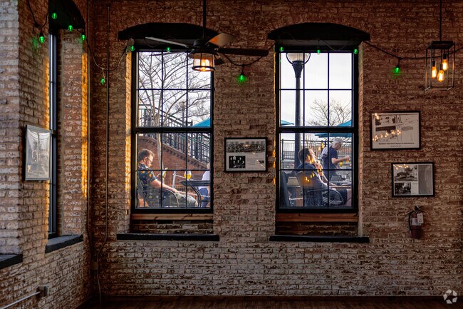 Breweries with indoor and outdoor spaces line the streets in Selwyn Farms.