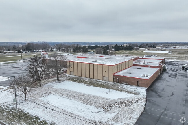 Prescott Middle School serves grades 6 trough 8.