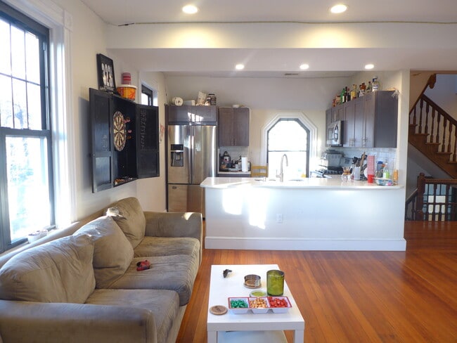 60 Beech Glen St, Roxbury, MA 02119 - photo 2