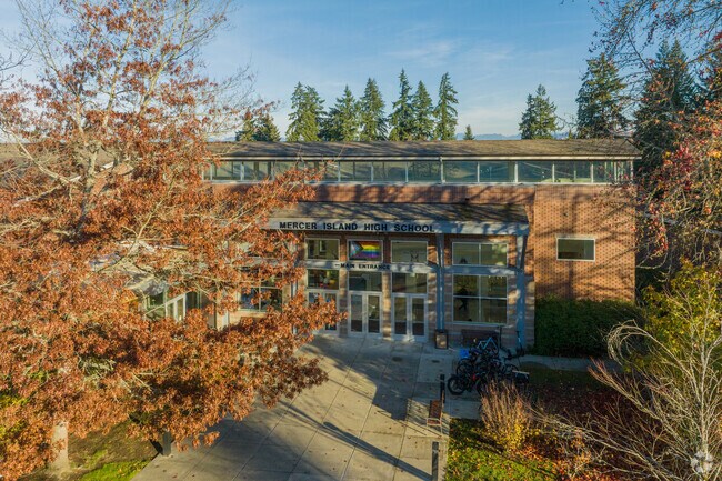 East Mercer teenagers attend Mercer Island High School.