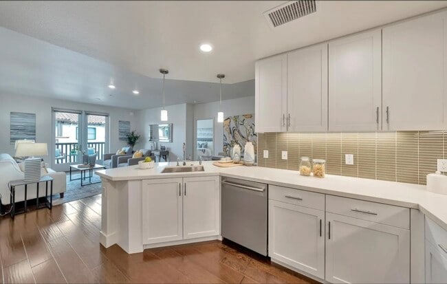 The Residences at Wheeler Plaza unit 504, San Carlos, CA 94070 - photo 2
