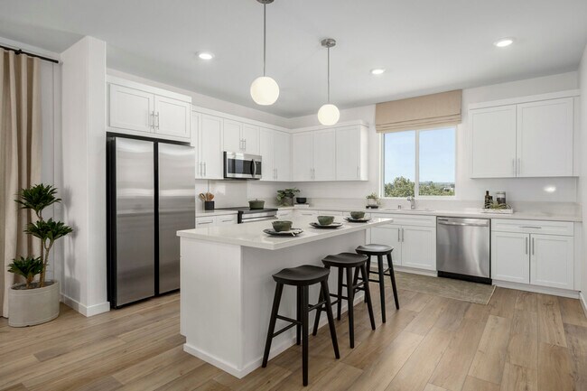 2542 Avalon St unit 36515266, South El Monte, CA 91733 - photo 7