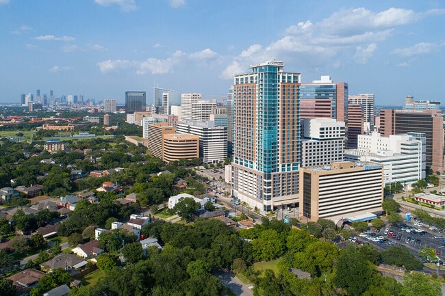 1811 Southgate Blvd unit ID1359167P, Houston, TX 77030 - photo 2