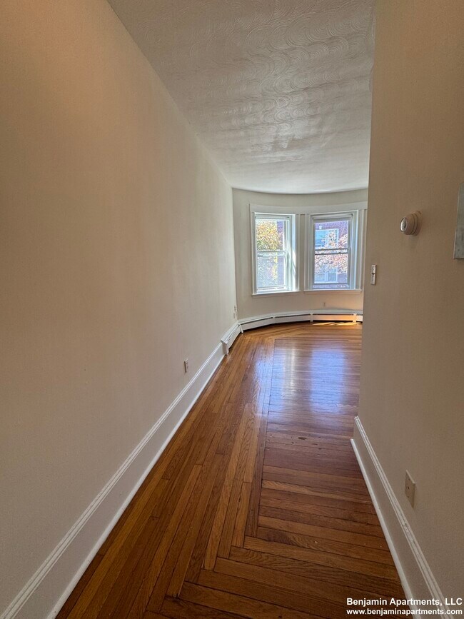 17 Fairbanks St unit 23, Brookline, MA 02446 - photo 6