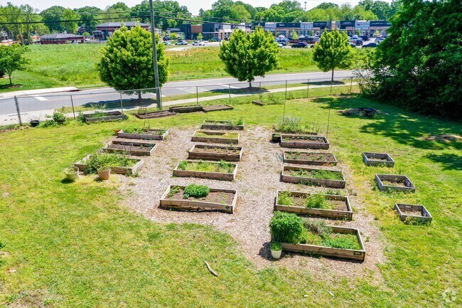 Oakhurst Community Garden 2