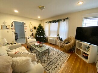 12 Romsey St Unit 2, Boston, MA 02125