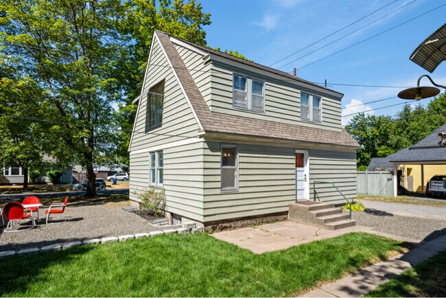 208 N 8th St unit A, Coeur D'Alene, ID 83814 - photo 3