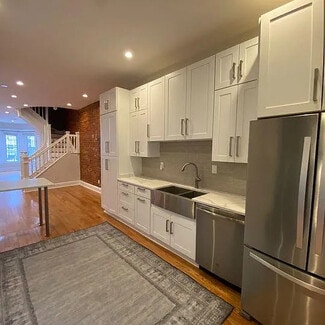 19 T St NE, Washington, DC 20002