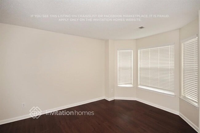 5904 Bluegrass View, Fairburn, GA 30213 - photo 6