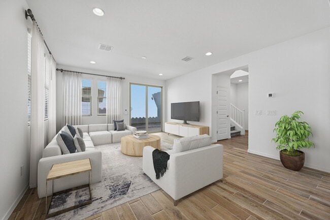 10002 W Piccadilly Rd, Avondale, AZ 85392 - photo 2