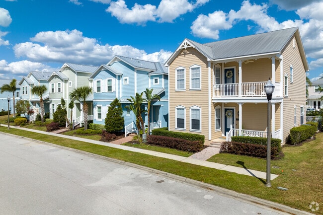 Colorful craftsmen style homes in Reunion Resort
