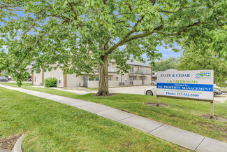 1407 S State St, Champaign, IL 61820