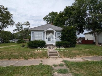 2024 N B St, Elwood, IN 46036