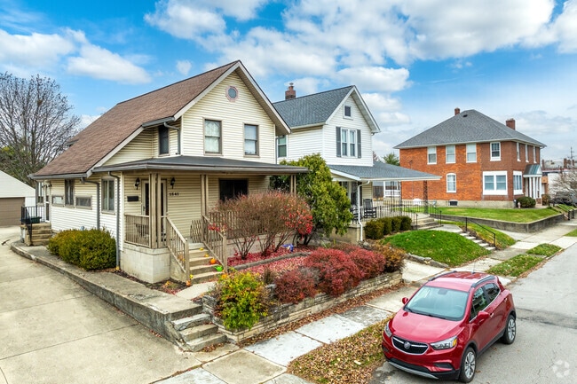 Fifth by Northwest is a quiet neighborhood just northwest of downtown Columbus.