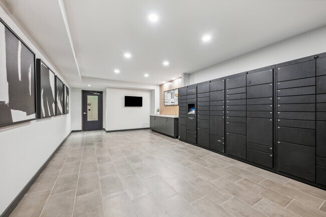 Sofi 55 Hundred, Arlington, VA 22204 - photo 2