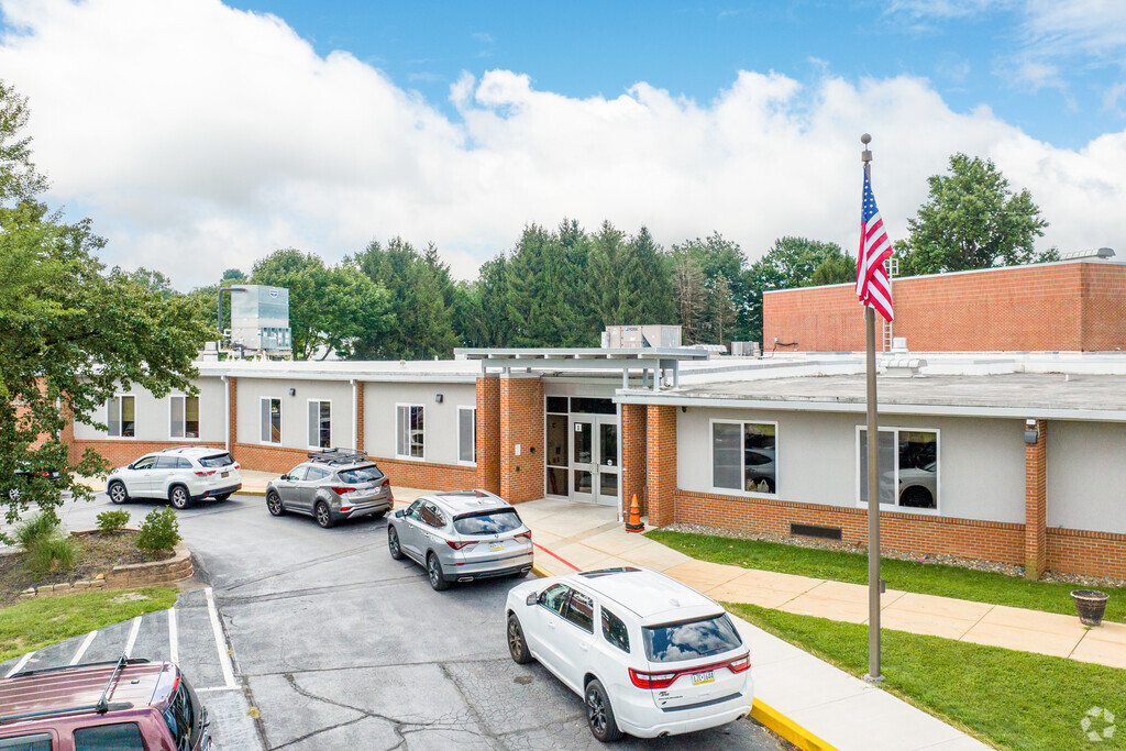 Brandywine Wallace Elementary School receives an overall A grade from niche.com.