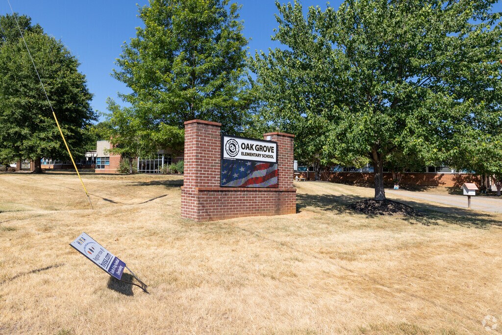 Oak Grove Elementary ranks #219 among Virginia elementary schools.