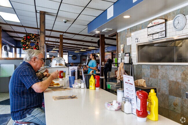 Patrons eat lunch at Mimi's Drive-In.
