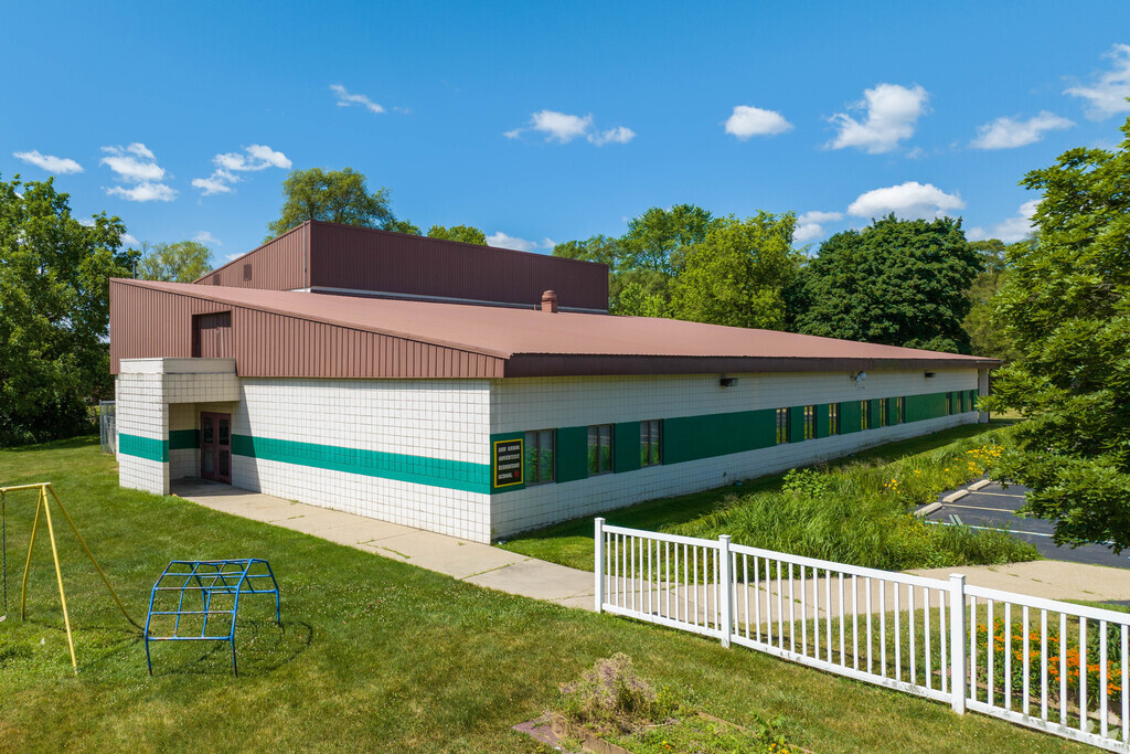 The Ann Arbor Adventist Elementary School serves grades K-5 with a faith-based curriculum.