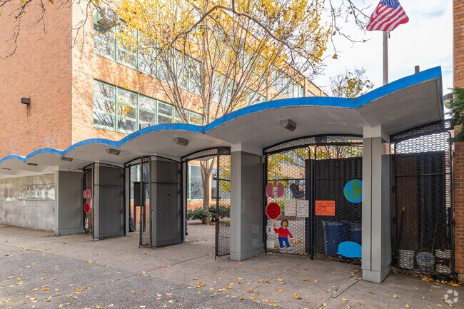 Central Park East High School in Harlem has a large student body.