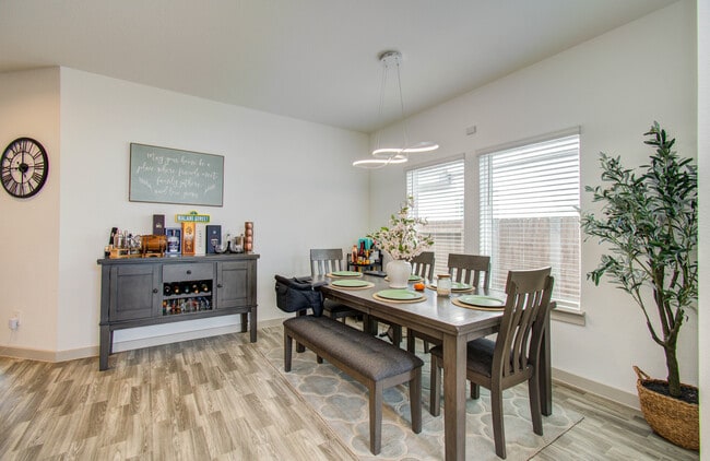 12806 Rainham Ln, Houston, TX 77047 - photo 6