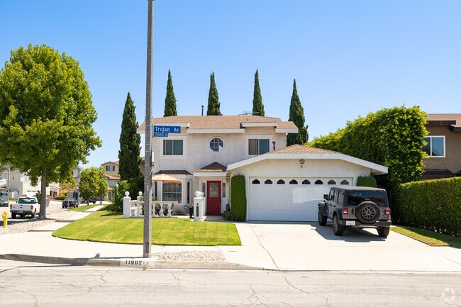 West Athens’s housing inventory is mostly made up of midcentury ranch-style homes, along with a selection of two-story properties