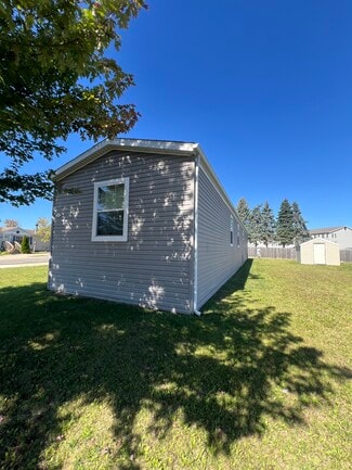 133 Grand River Dr, Adrian, MI 49221