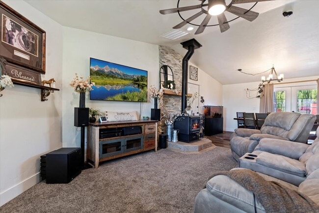 15916 Hill Top Cir, Wilder, ID 83676 - photo 2