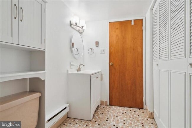 100 Campbell Cir unit D11, Downingtown, PA 19335 - photo 5