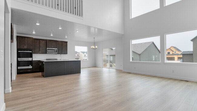 842 N Chillingham Dr, Salem, UT 84653 - photo 4