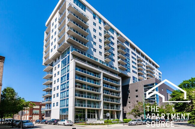 910 W Huron St unit CONVERTIBLE, Chicago, IL 60642 - photo 3