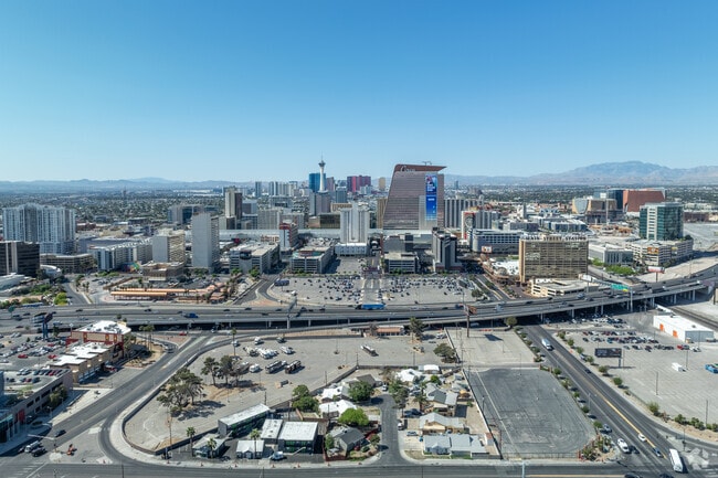 Downtown Las Vegas combines big-city energy, luxury living, and trendy entertainment venues.