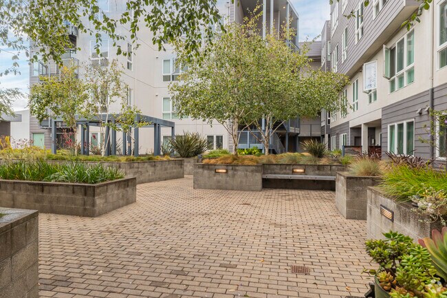 Viewpoint, Berkeley, CA 94710 - photo 5