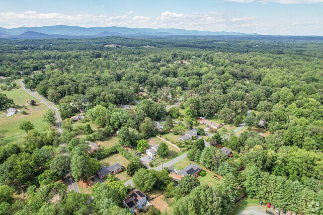 Earlysville’s property layout ensures homes are comfortably distanced for a private retreat.