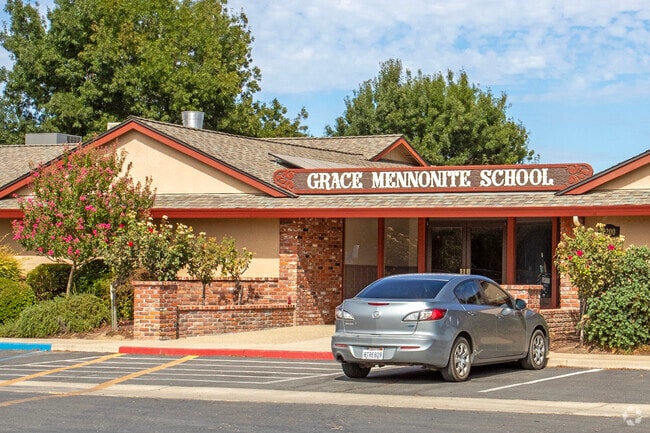 Welcome to Grace Mennonite School in Livingston.