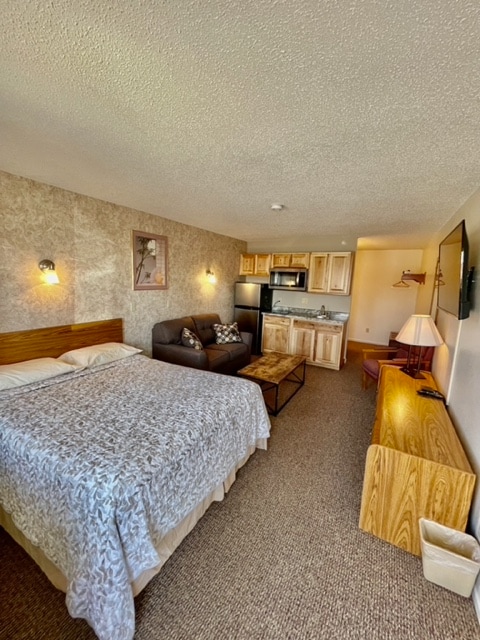 590 Spruce St, Rapid City, SD 57701